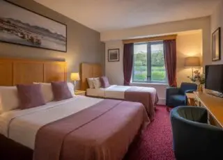 Clifden Station House, Deluxe Double Twin Bedroom.